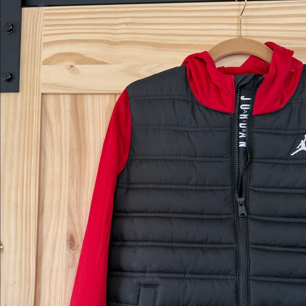 Jordan Black and Red Kids Puffer Jacket - Picture 6 of 9